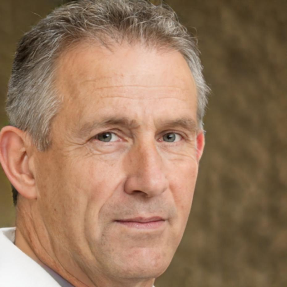 Dr. Marcus Steinberg, Geschäftsführer und Finanzexperte